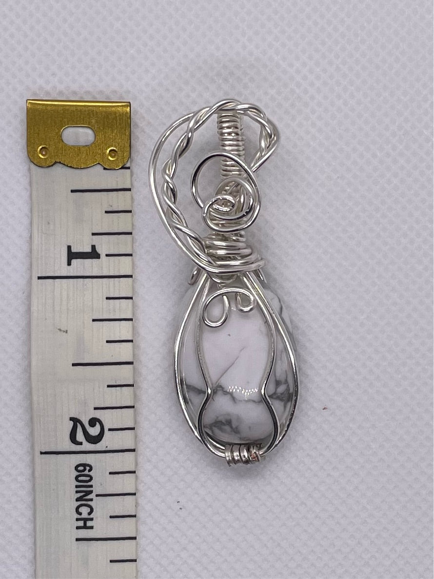 Silver pendant with howlite