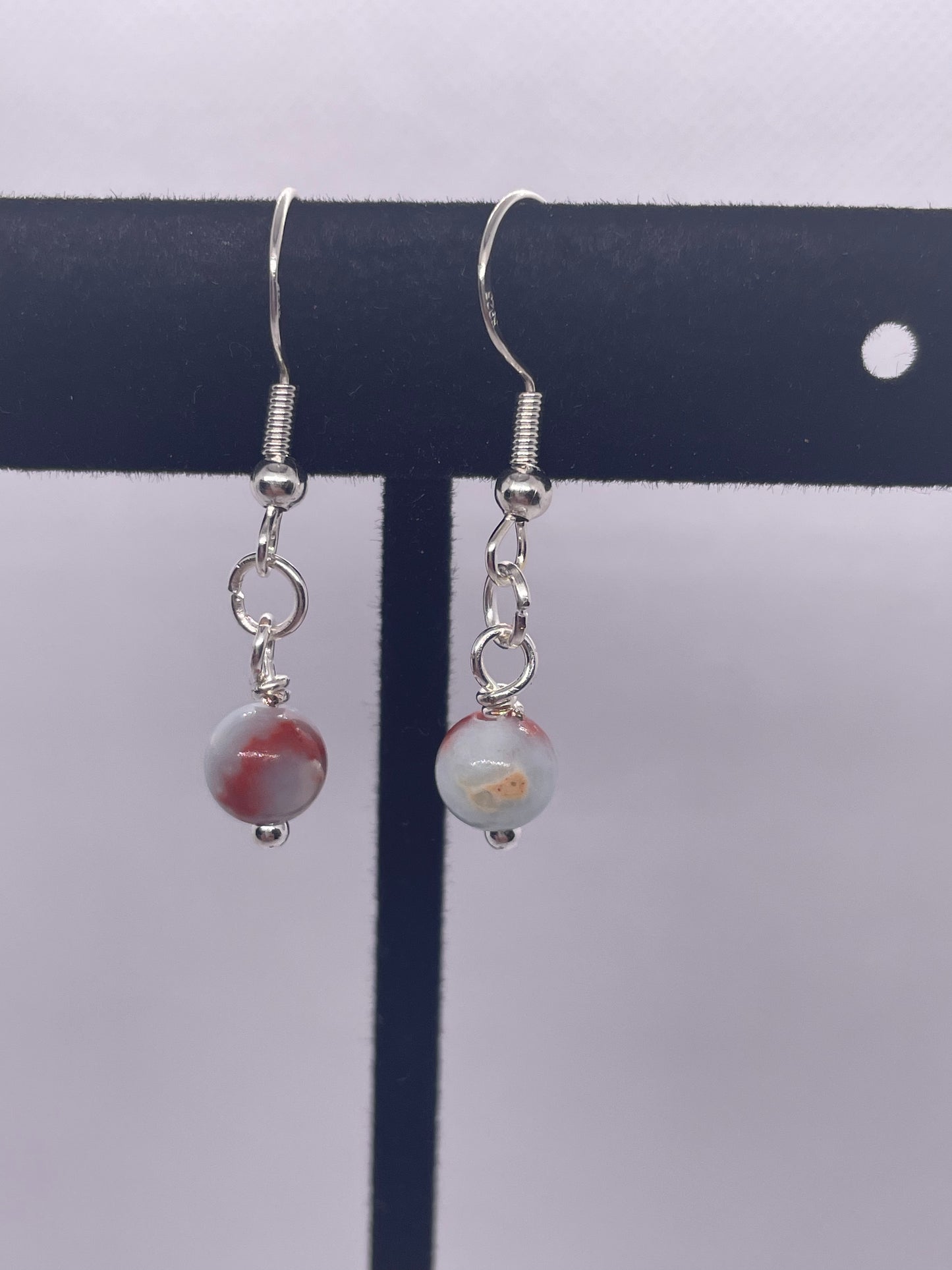 Simple dangle earrings