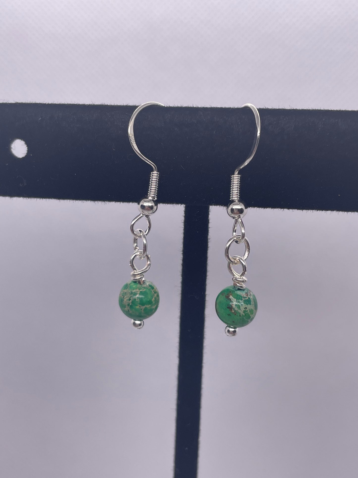 Simple dangle earrings